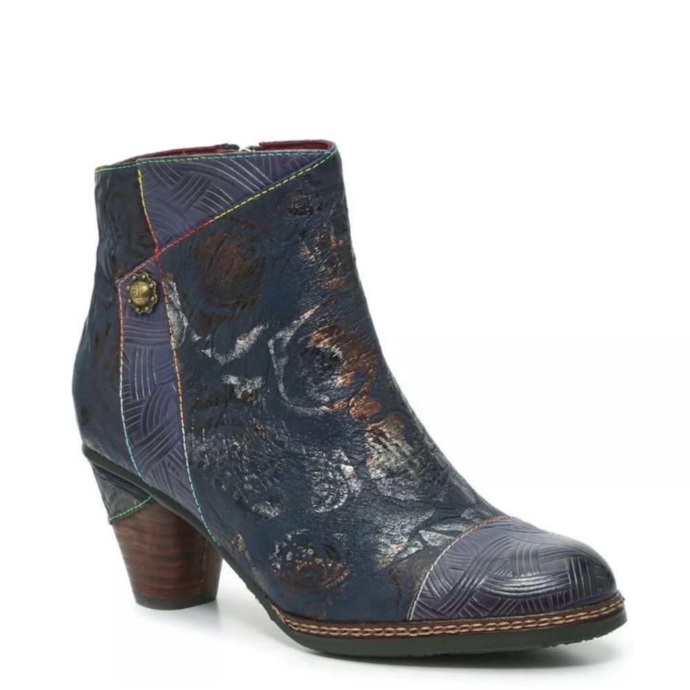 Rare L’artiste Leather Booties